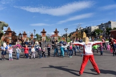 В Мурманске после карантина открылся детский городок «Сказка»