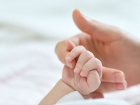 В Госдуме предложили открывать именные накопительные счета с рождения ребенка