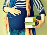 Могут ли студентки получать пособие по беременности и родам?